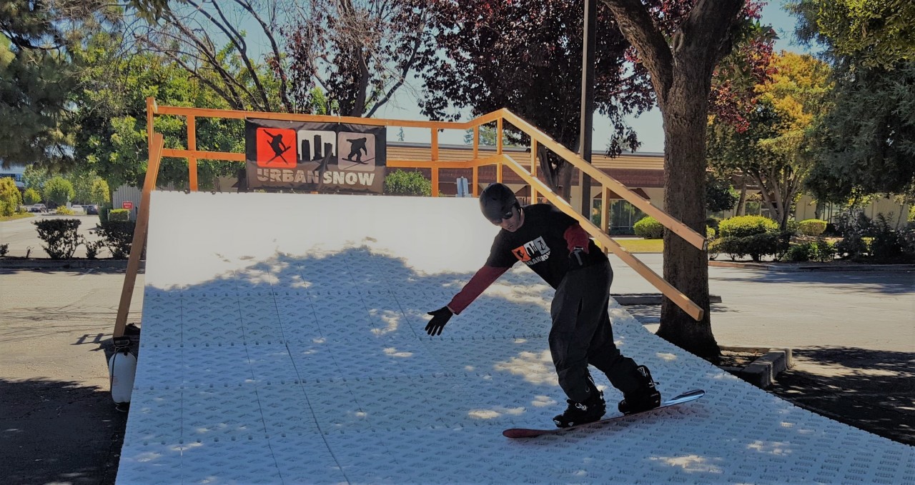 Snowboarding in the City 